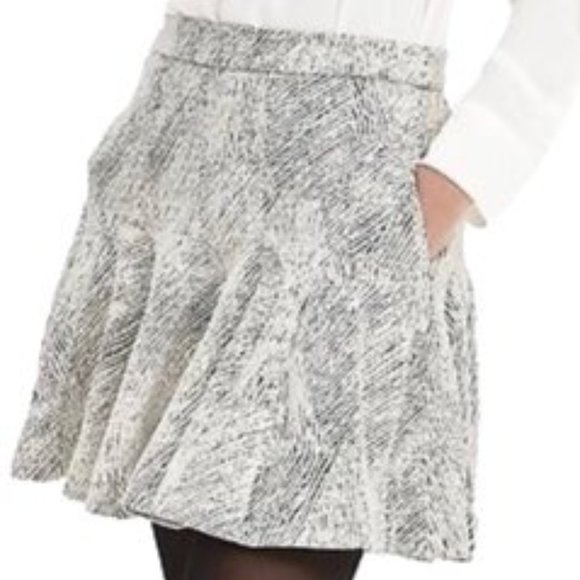 Banana Republic Cocoon Jacquard Fit & Flare Skirt - Picture 14 of 14